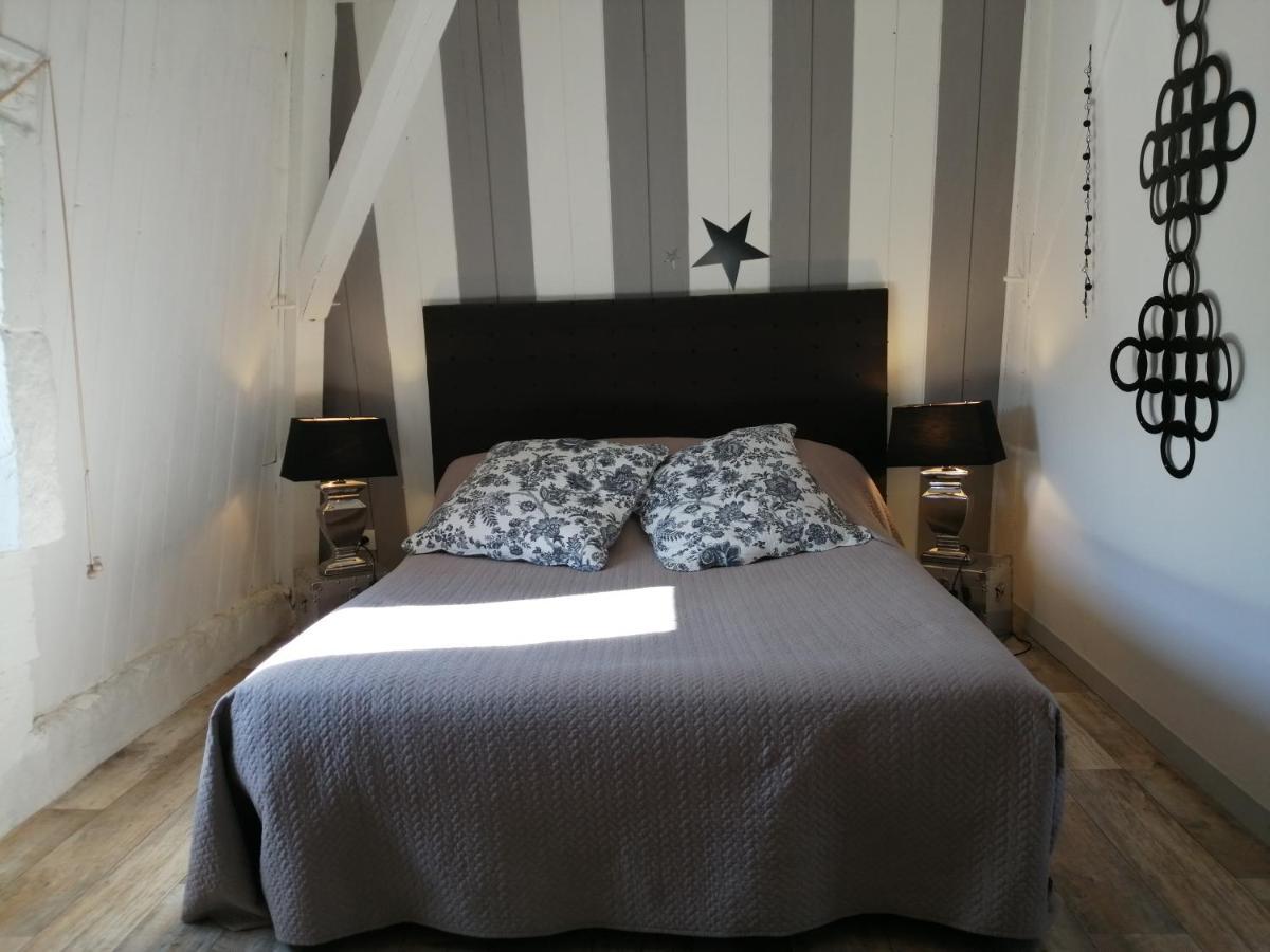 Le Kouloury Hotel Meyronne Bagian luar foto