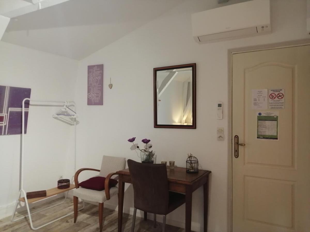 Le Kouloury Hotel Meyronne Bagian luar foto