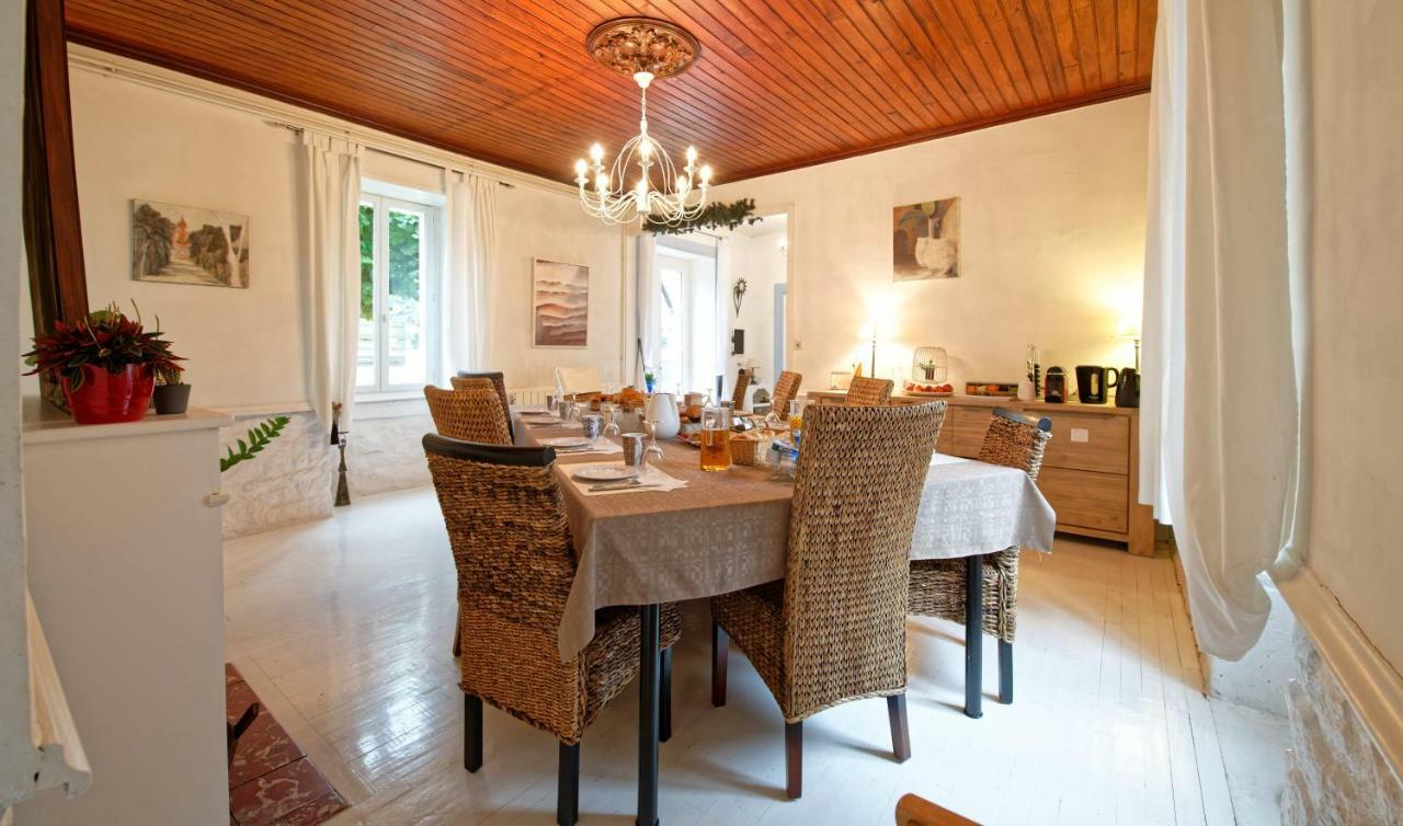 Le Kouloury Hotel Meyronne Bagian luar foto