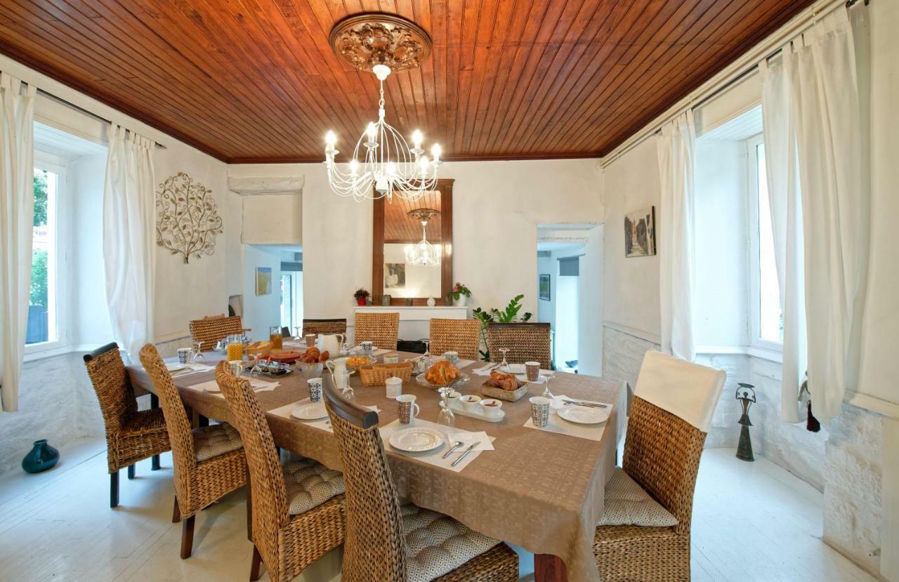 Le Kouloury Hotel Meyronne Bagian luar foto