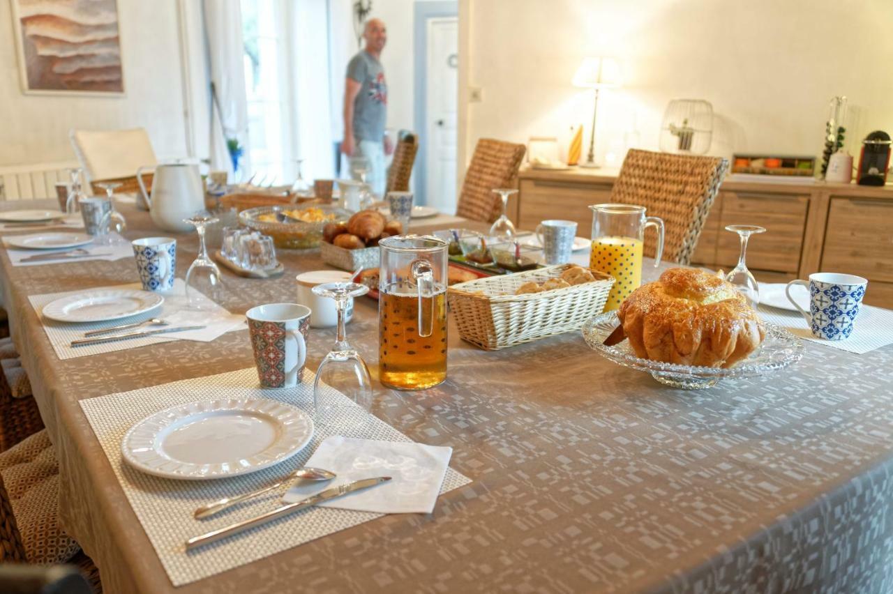 Le Kouloury Hotel Meyronne Bagian luar foto
